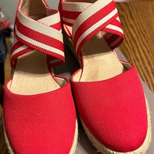 Life Stride Red wedge shoe size 10